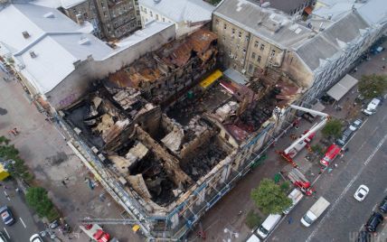 Двое экс-нардепов Киевсовета открестились от сгоревшего здания на Крещатике