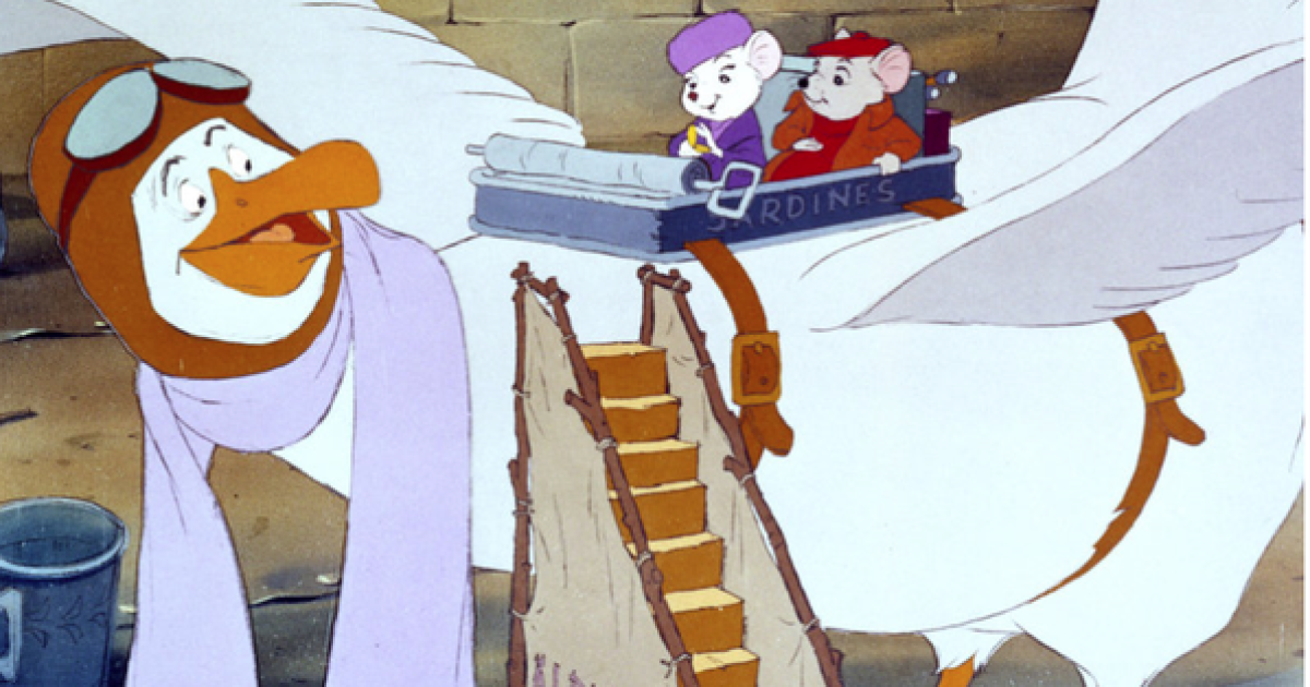 Фотограф Мартин Лемэй сделал замечательное фото ласки верхом на дятлі, а Интернет сразу отреагировал / © afp.com