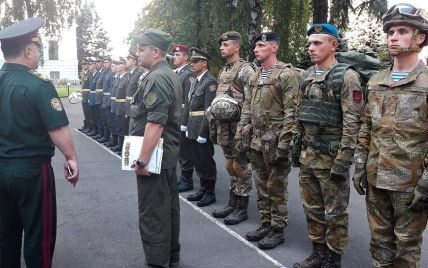 На улицах Киева появились военные: киевляне сообщают о вручении повесток