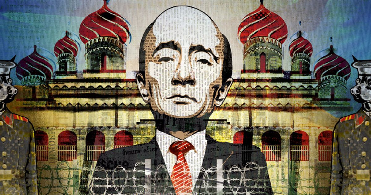 Україна виконує роль "криголама історії"