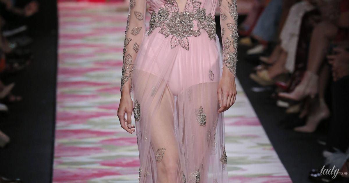 Колекція Blumarine прет-а-порте сезону весна-літо 2020 / © East News