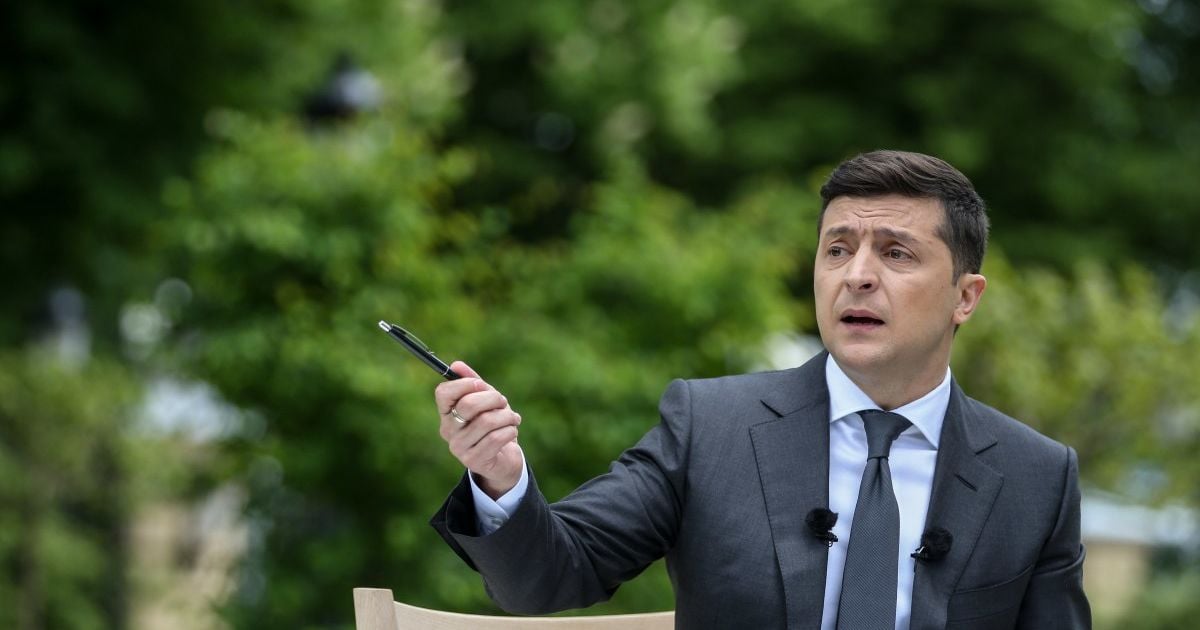 Зеленський назвав претендентів на посаду голови делегації на переговорах у Мінську