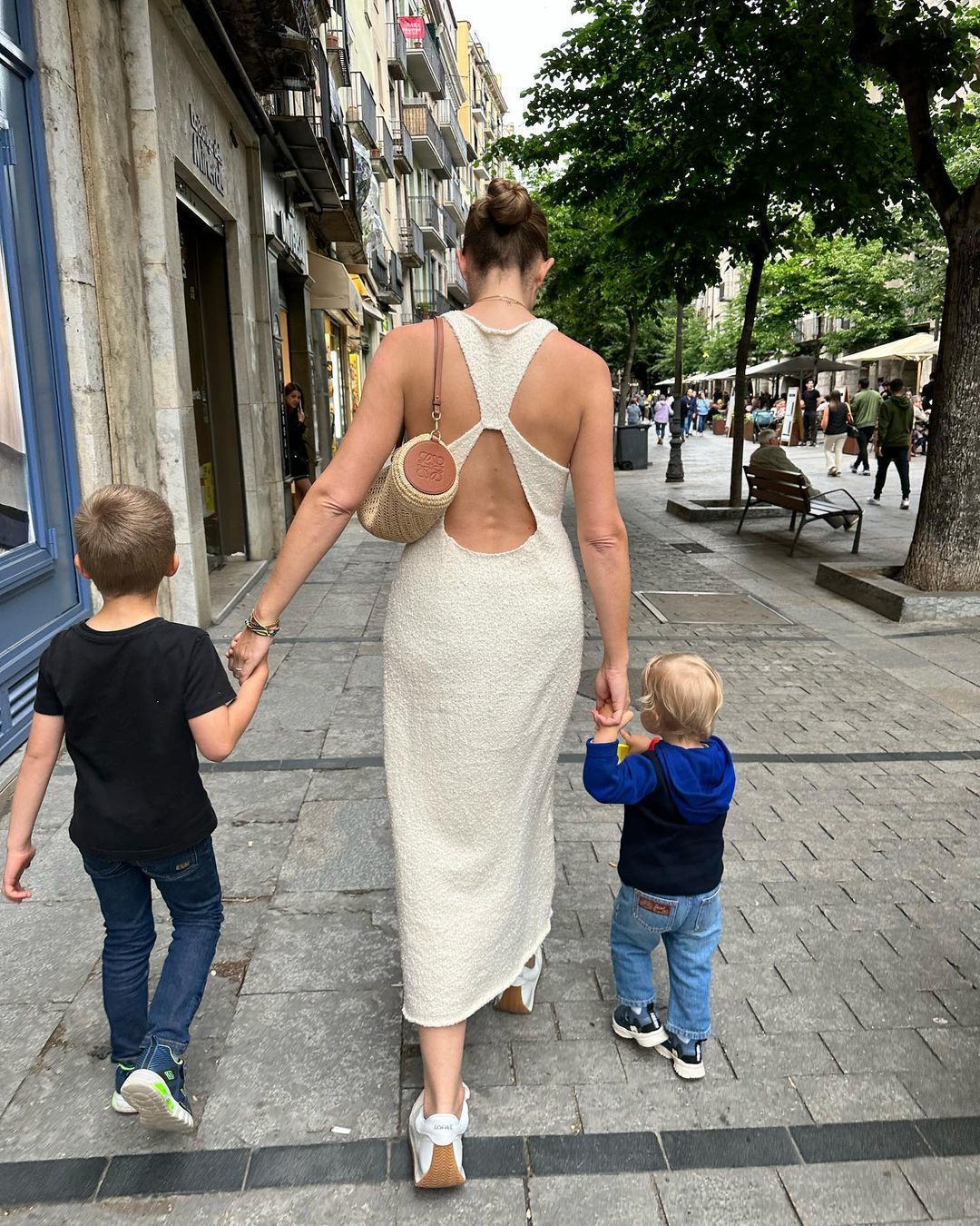 Екатерина Осадчая с сыновьями / © instagram.com/kosadcha