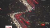 Святковий колапс у США: перед Днем подяки тисячі машин застрягли на дорогах