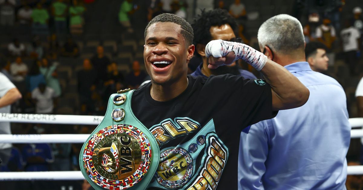 Дэвин Хейни хочет перехватить у Ломаченко чемпионский бой