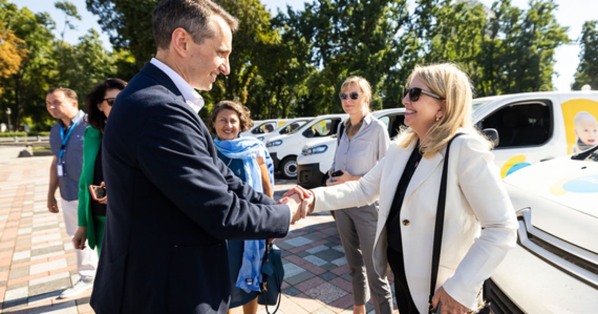ЮНІСЕФ надає Україні 30 автомобілів для транспортування вакцин_1 / © Міністерство охорони здоров’я України