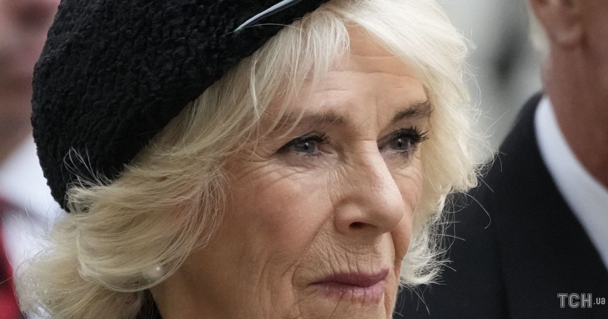 In emerald coat and pillbox hat Queen Camilla arrives for duty Daily