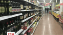 У російських супермаркетах продають напої та їжу в кредит