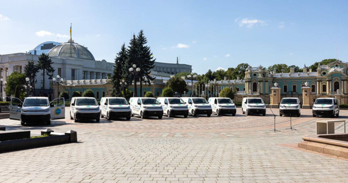 ЮНІСЕФ надає Україні 30 автомобілів для транспортування вакцин_3 / © Міністерство охорони здоров’я України