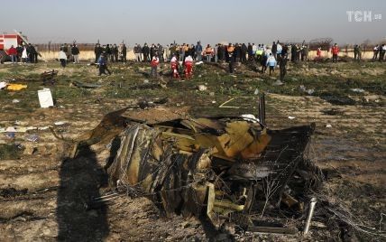 В МЗС повідомили, коли Іран передасть Франції "чорні скриньки" збитого літака МАУ
