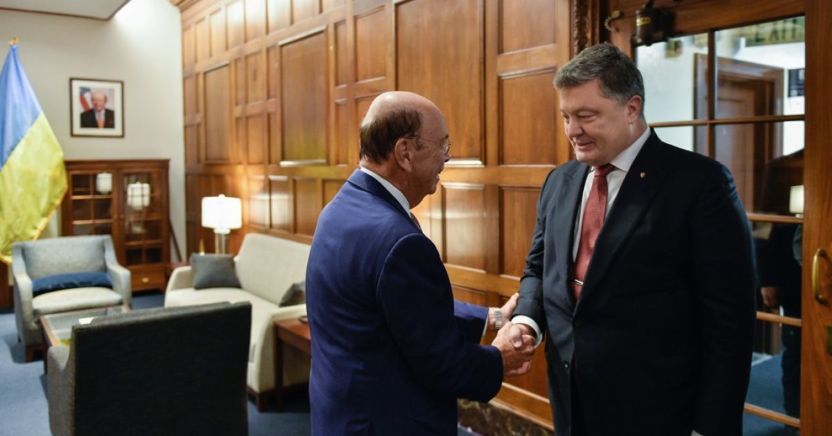 Інвестиції та розширення експорту. Про що говорили Порошенко та міністр торгівлі США