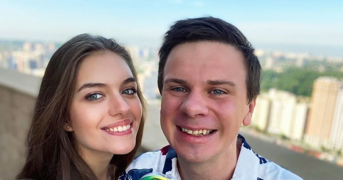 Дмитро Комаров розповів, куди полетів з дружиною у свій день народження