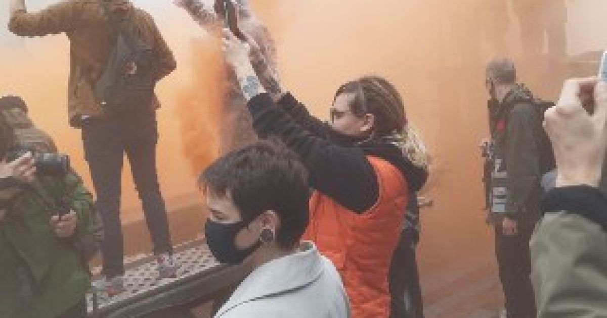 фаєри під Радою / © Тетяна Фруктова/ТСН