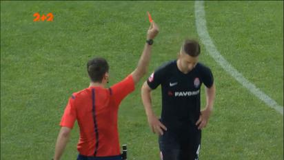 Зоря - Динамо - 1:2 - перегляд VAR: Цвек отримав червону картку за фол на Сидорчуку