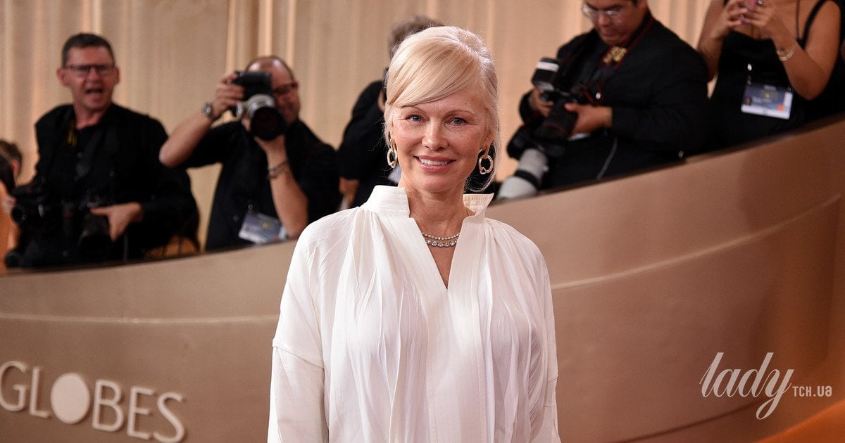 Памела Андерсон