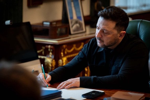 90 млрд євро від ЄС: Україна отримає підтримку і нові санкції проти РФ