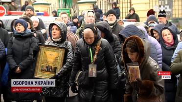 Страсти вокруг Лавры: под святыней снова собралась толпа перед приездом комиссии