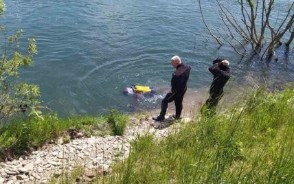 Трагический отдых: во Львовской области утонул 22-летний парень