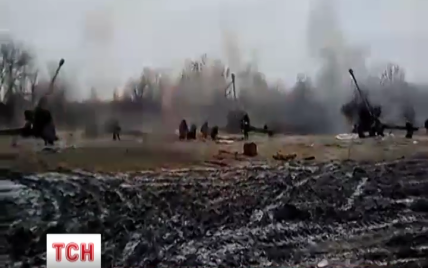 Боевики с танками и артиллерией начали наступление на Широкино - "Азов"