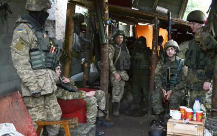 Боевики отказались отводить свои войска от Петровского и Станицы Луганской