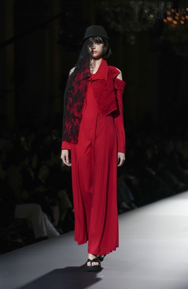 Коллекция Yamamoto весна-лето 2025 / © Associated Press