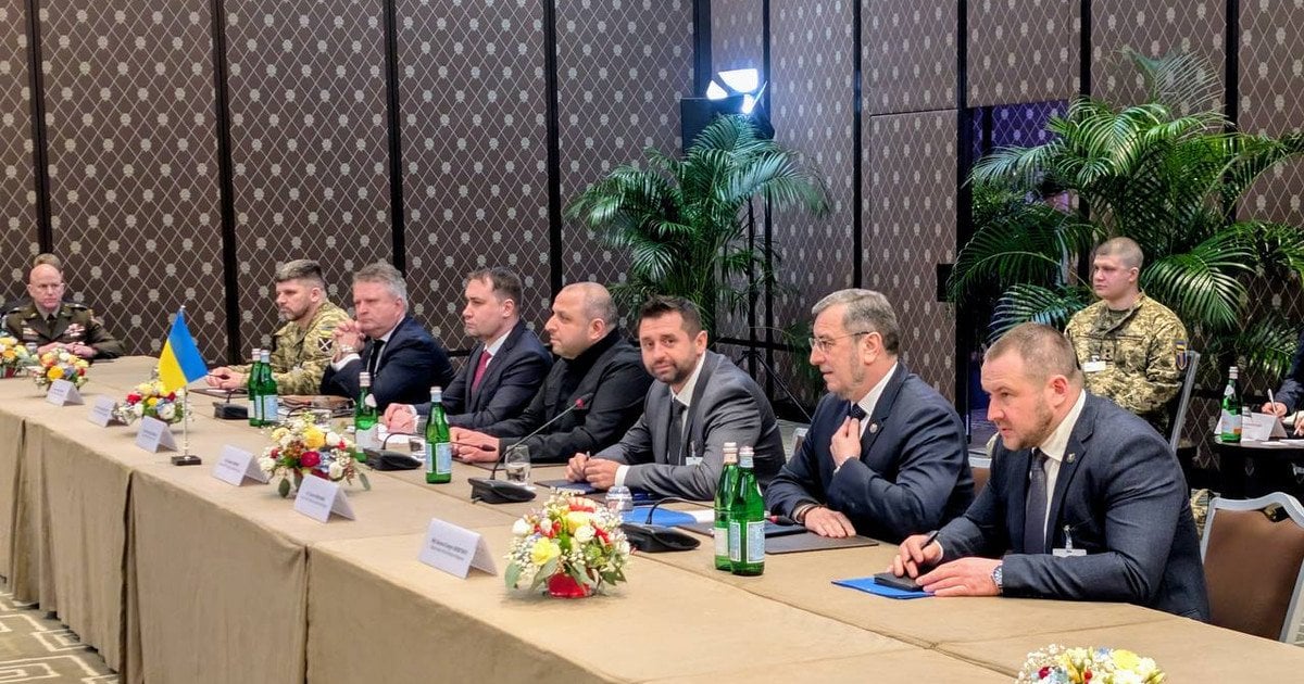 У Женеві розпочалися переговори України, Росії і США.