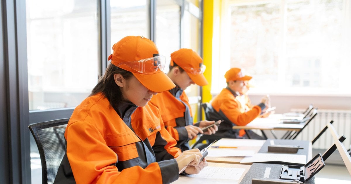 Дві нові майстерні: Інтерпайп Пінчука разом з міською владою модернізують професійну освіту