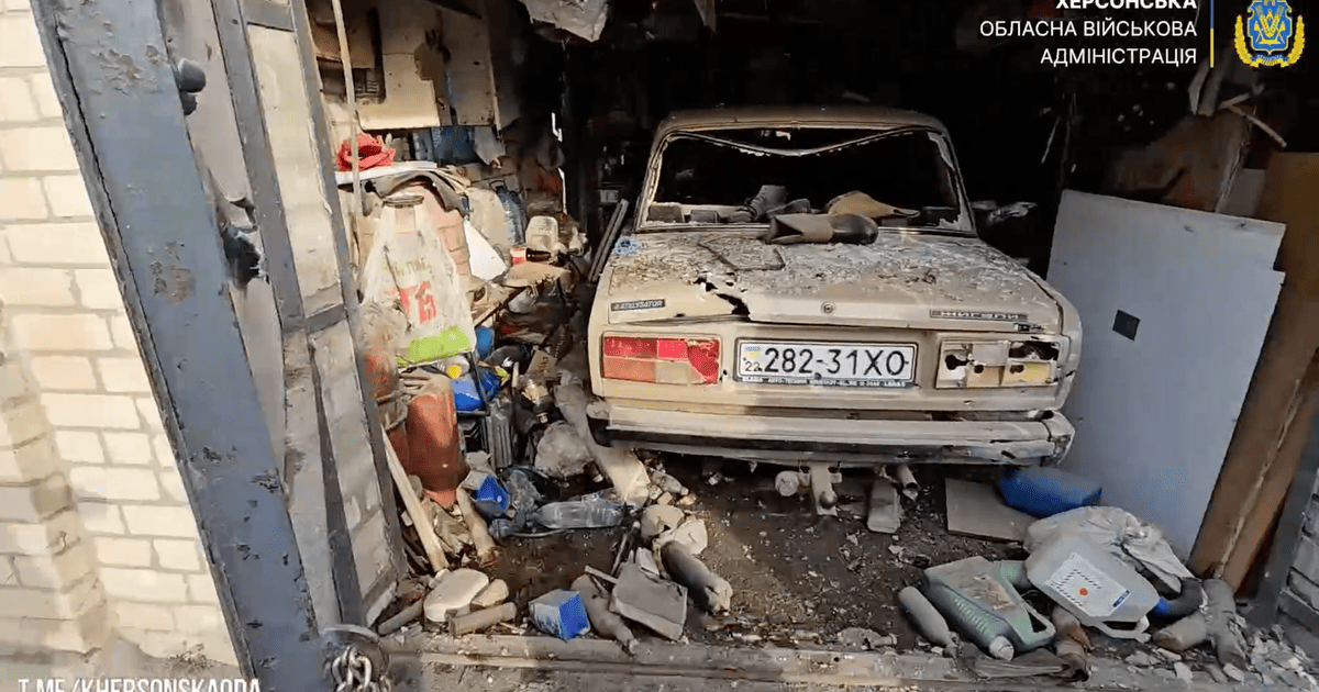 Пошкодження в Херсоні після атаки 15 грудня