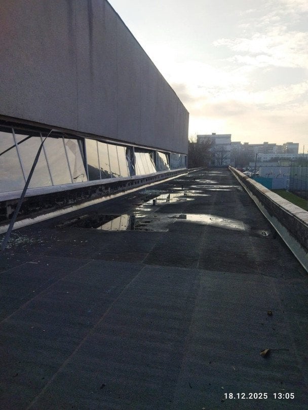 У Черкасах РФ вдарила по легкоатлетичному манежу. Фото: Матвій Бідний / © соцмережі