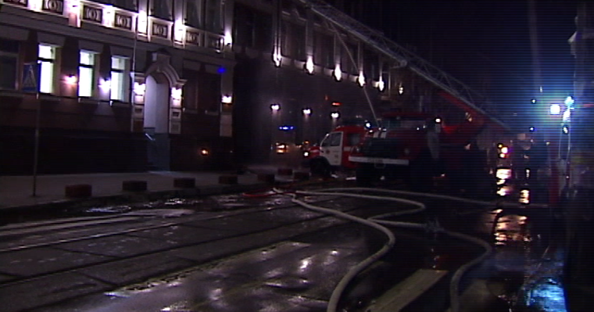 Пожар вспыхнул глубоко ночью / © euronews.com