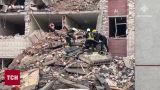 Погибших в Чернигове уже 15! Трех человек достали из-под завалов живыми! Последние подробности с места