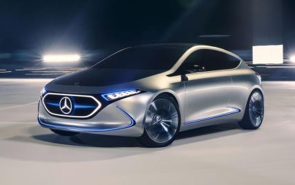 Парижский автосалон 2018: Mercedes построит электрический хэтч на заводе Smart