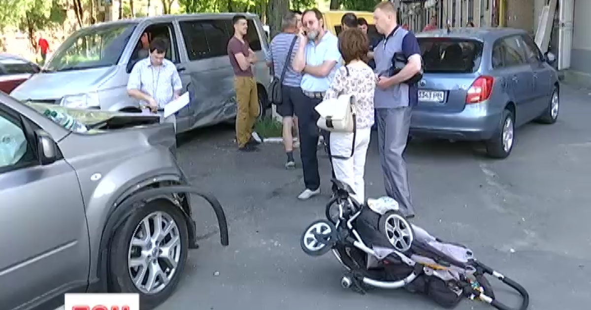 В ДТП пострадал 7-месячный ребенок.
