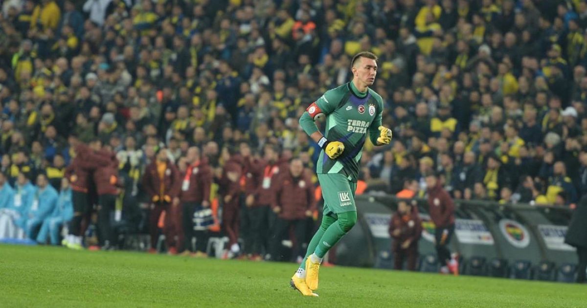 instagram.com/muslera