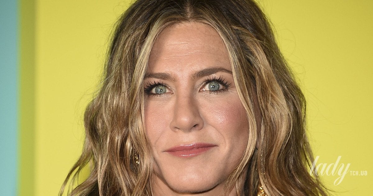 Дженніфер Еністон