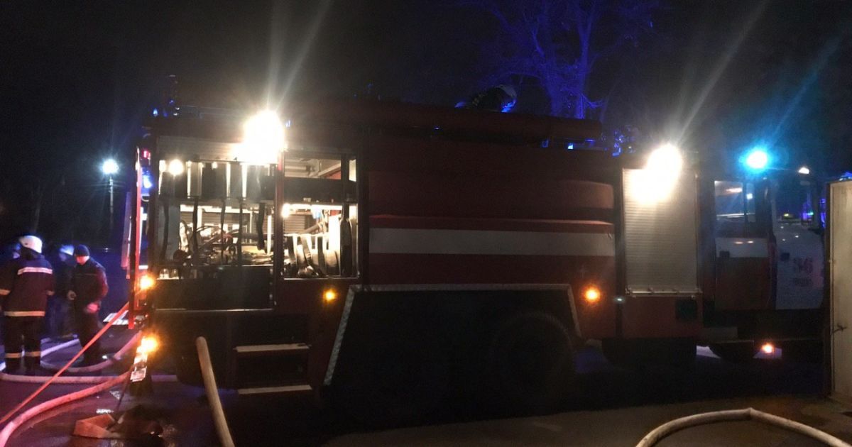В Киеве мужчина погиб в пожаре в частном доме
