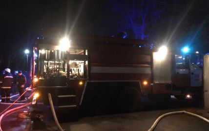 В Киеве мужчина погиб в пожаре в частном доме