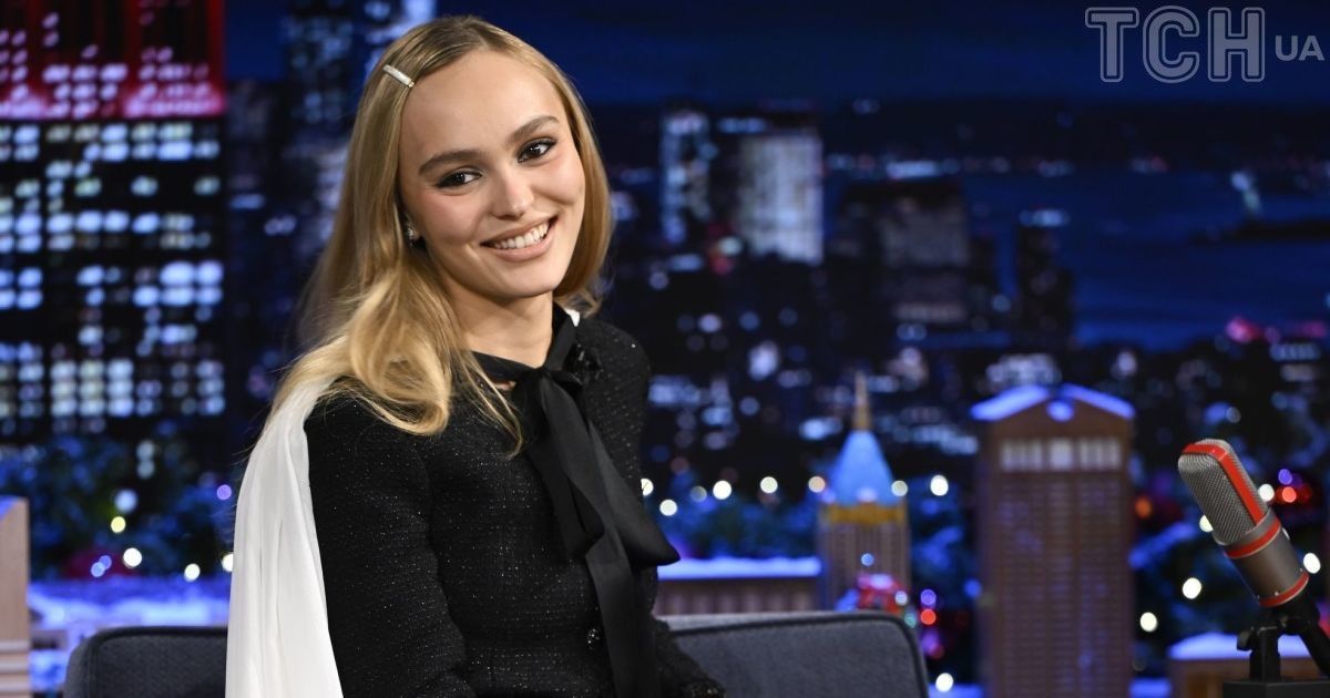 Лілі-Роуз Депп