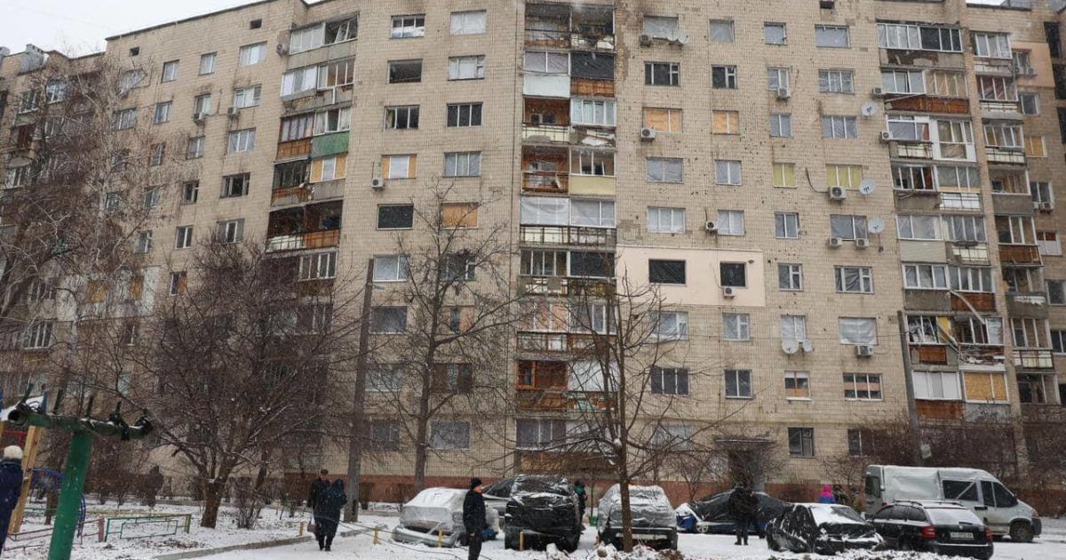 Руйнування у Вишневому після ракетної атаки 2 січня / Фото: Київська ОВА