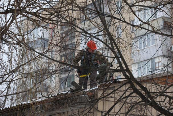 Руйнування у Вишневому після ракетної атаки 2 січня / Фото: Київська ОВА