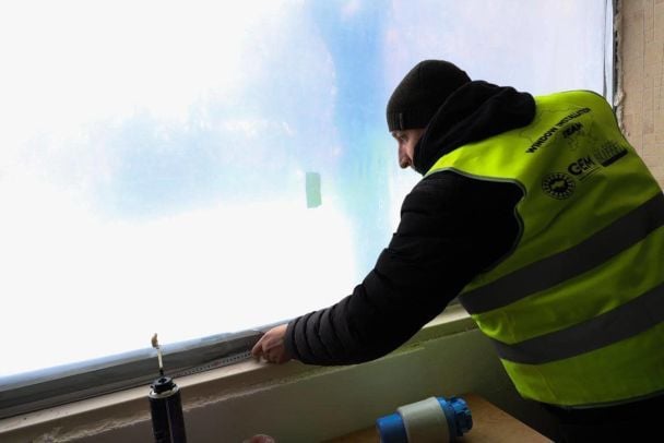 Руйнування у Вишневому після ракетної атаки 2 січня / Фото: Київська ОВА