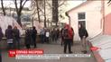 Роман Насіров провів ніч у судовій залі під ковдрою