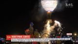 Десятки тысяч человек собрались в Мьянме на фестиваль воздушных шаров