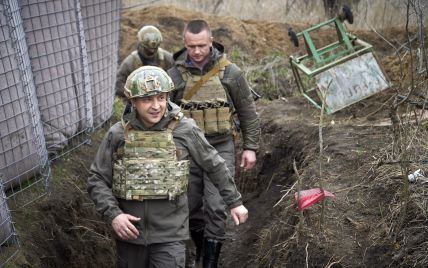 Зеленський заявив, що Байден має зробити більше, аби допомогти завершити війну на Донбасі