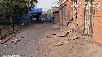 Российские войска ударили по рынку в Херсоне