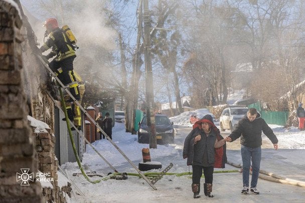 В Киеве вспыхнул пожар