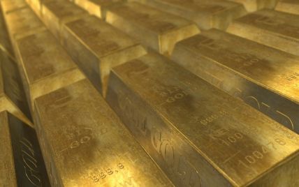 "Большая семерка" согласовала запрет на импорт золота из России — Reuters