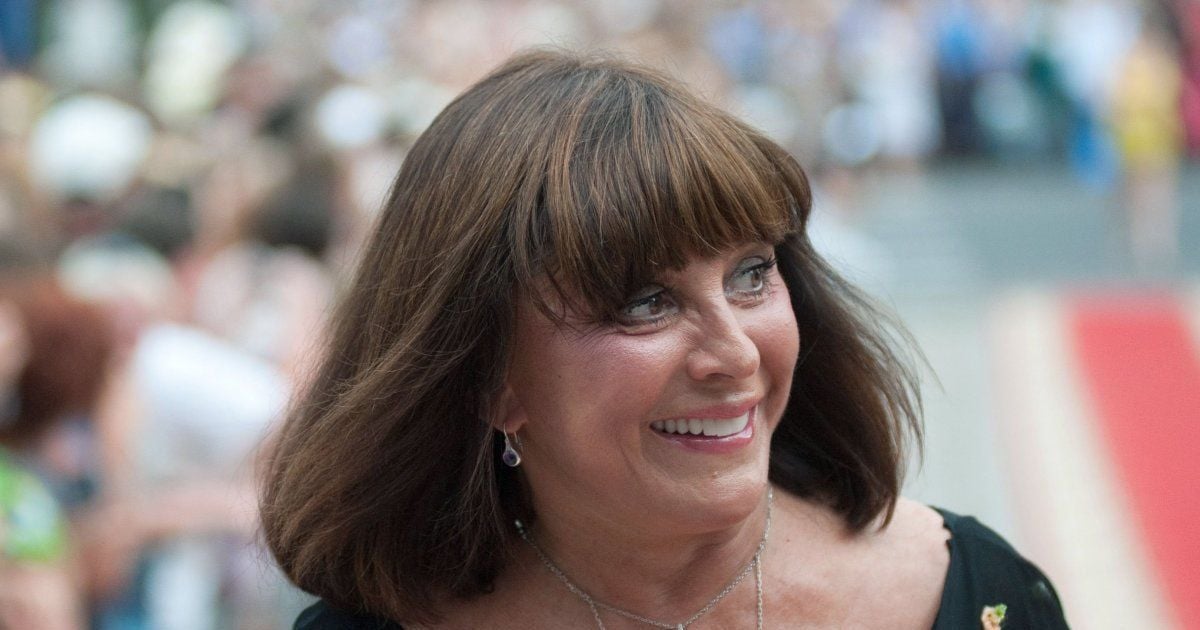 Резко закрыл дверь и попытался поцеловать: Наталья Варлей рассказала о домогательствах Гайдая