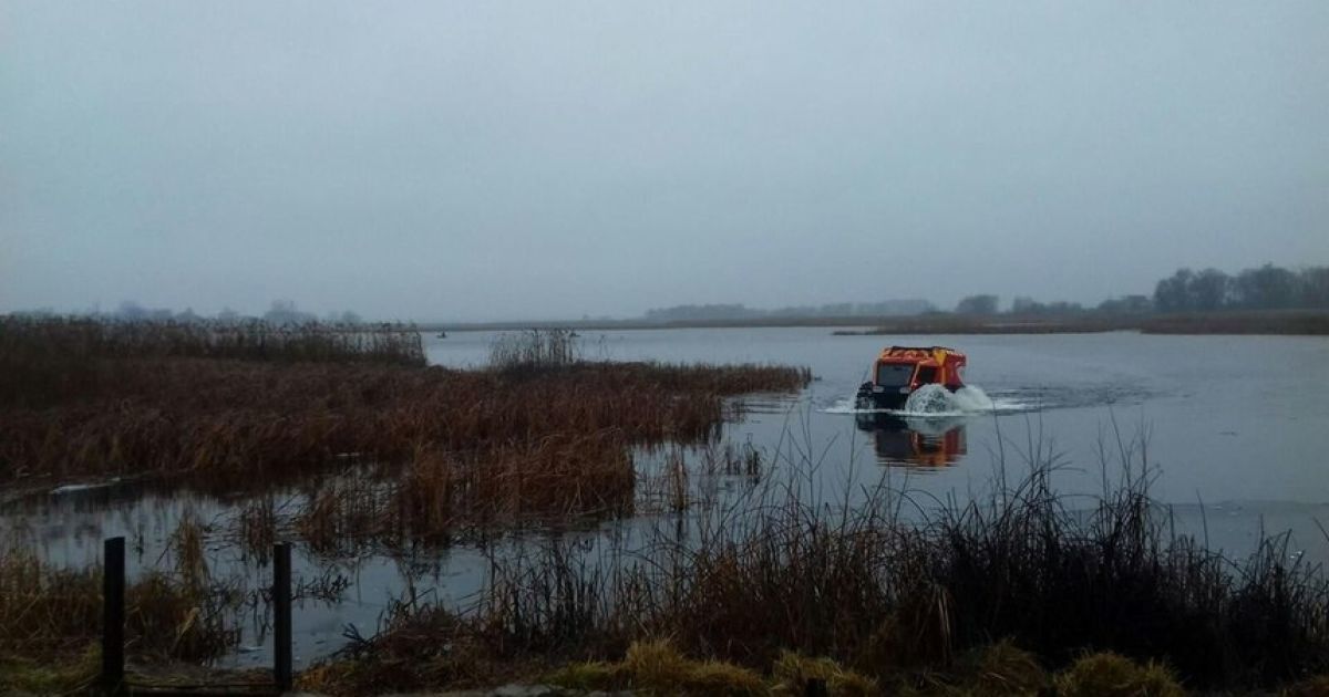 У водоймі на Житомирщині виявили тіло чоловіка, який із вагітною дружиною пішов рибалити 4 дні тому