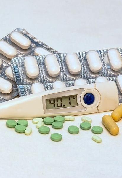 Як працюють аптеки: у МОЗ надали контакти для критичних потреб від громадян та медичних закладів